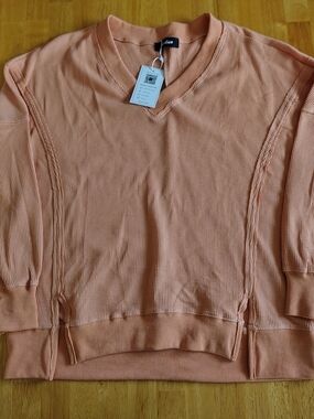 Miduo Waffle Knit V-Neck Sweater Top Terracotta Orange Women's Size L NWT Cozy